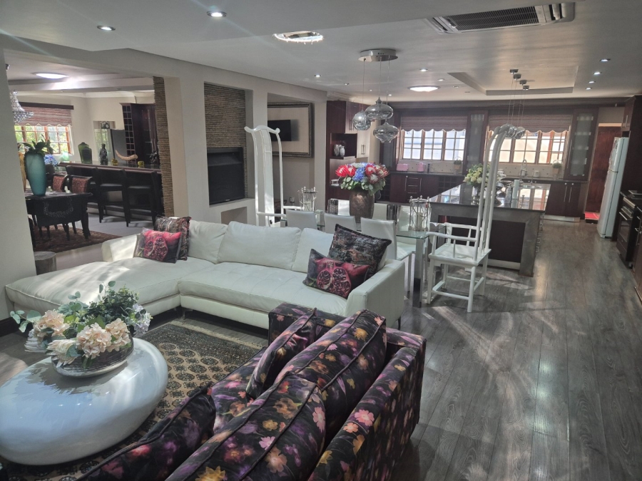 5 Bedroom Property for Sale in Heuwelsig Free State